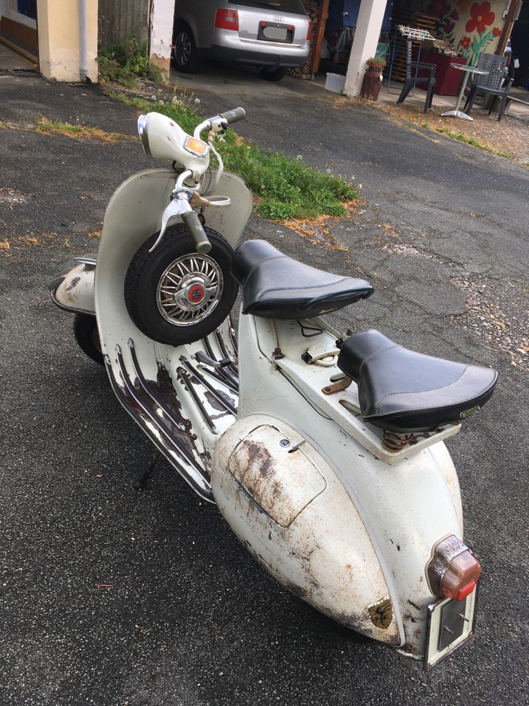 UP-Vespa150-1956_03.jpg