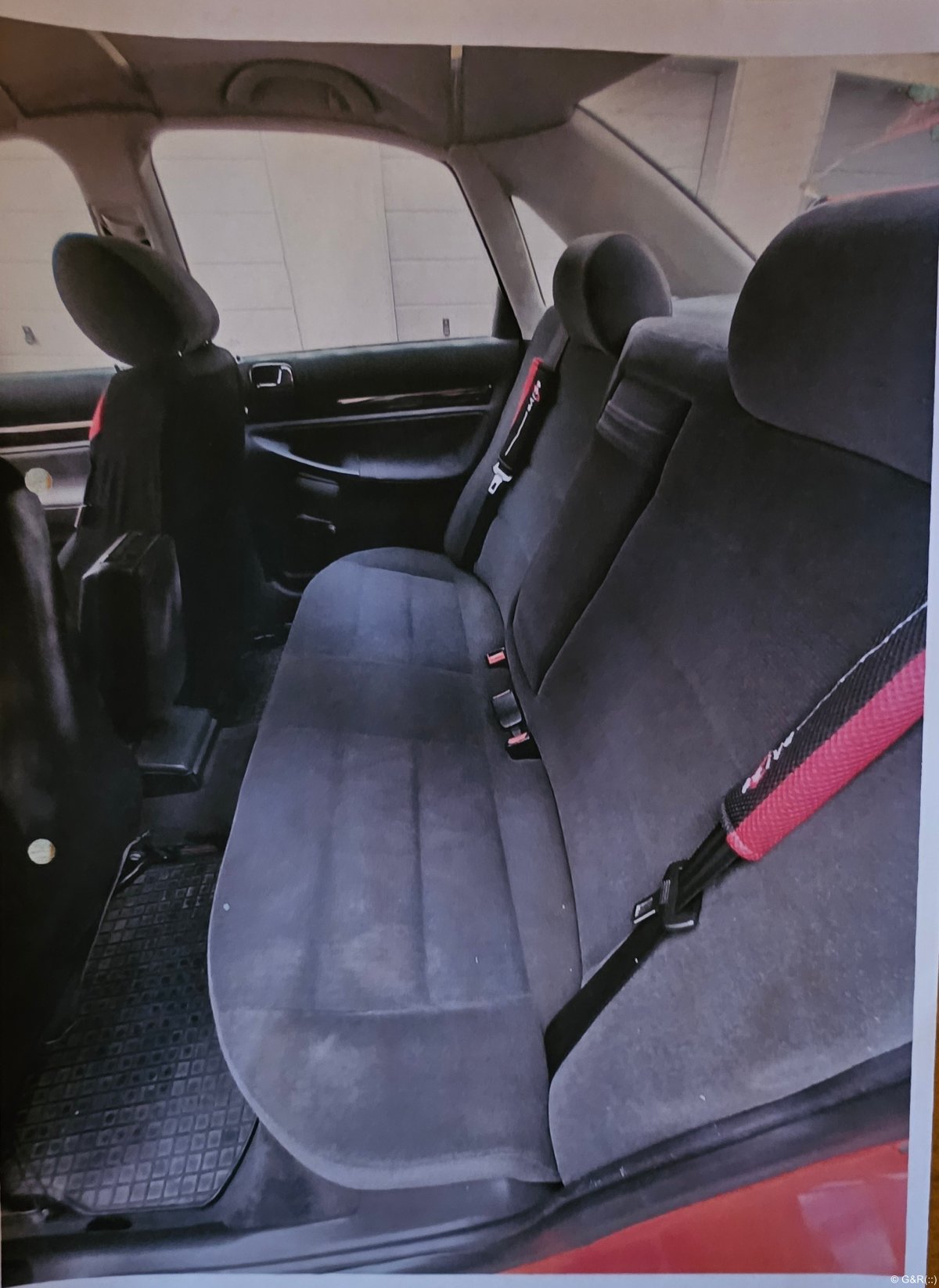 Audi-A4_18.jpg